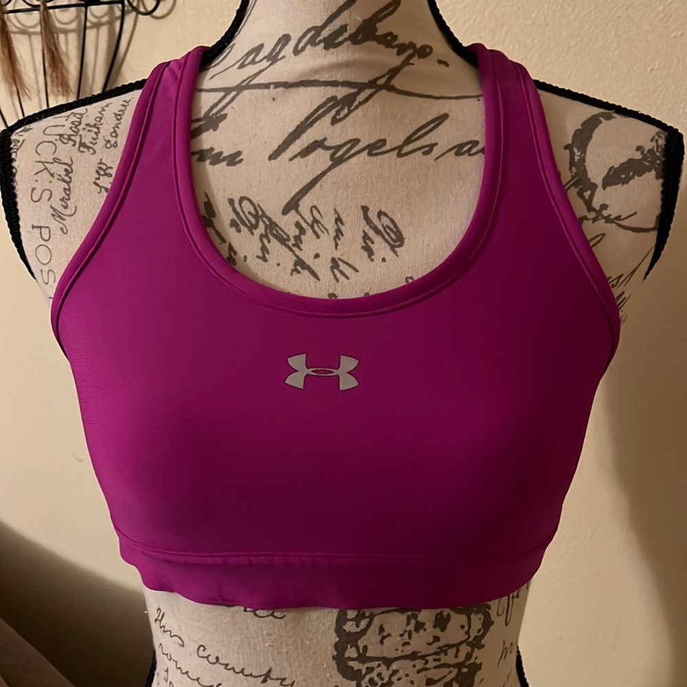 UNDER ARMOUR Sports Bra